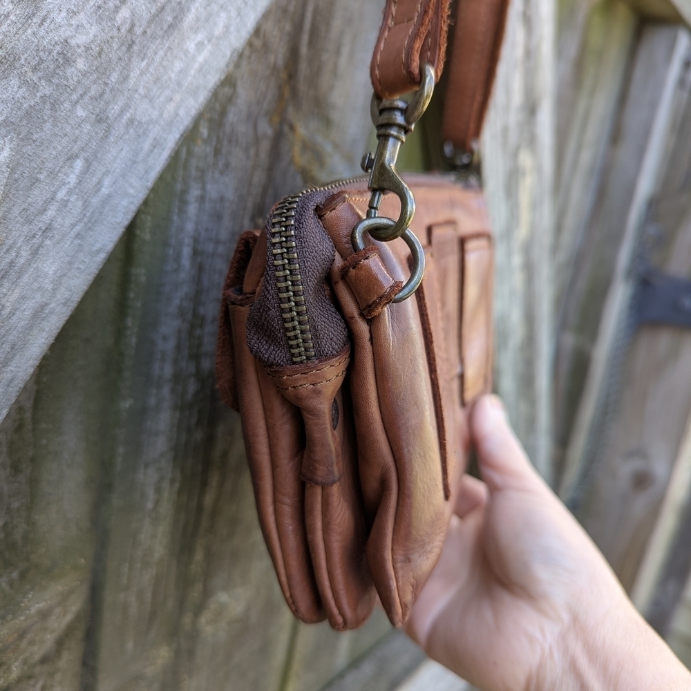 Harbour 2nd Luna Crossbody or Belt Bag in‎ Cognac Genuine Distressed Soft… - Picture 4 of 12